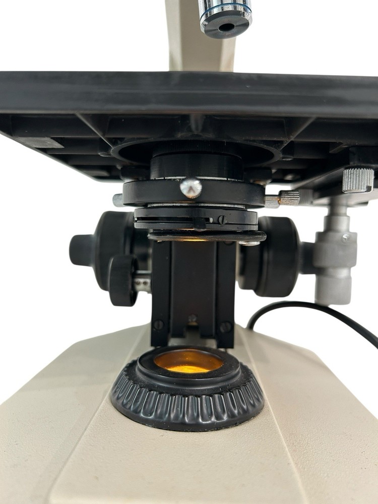 Vintage Shanguang Microscope Model 910872