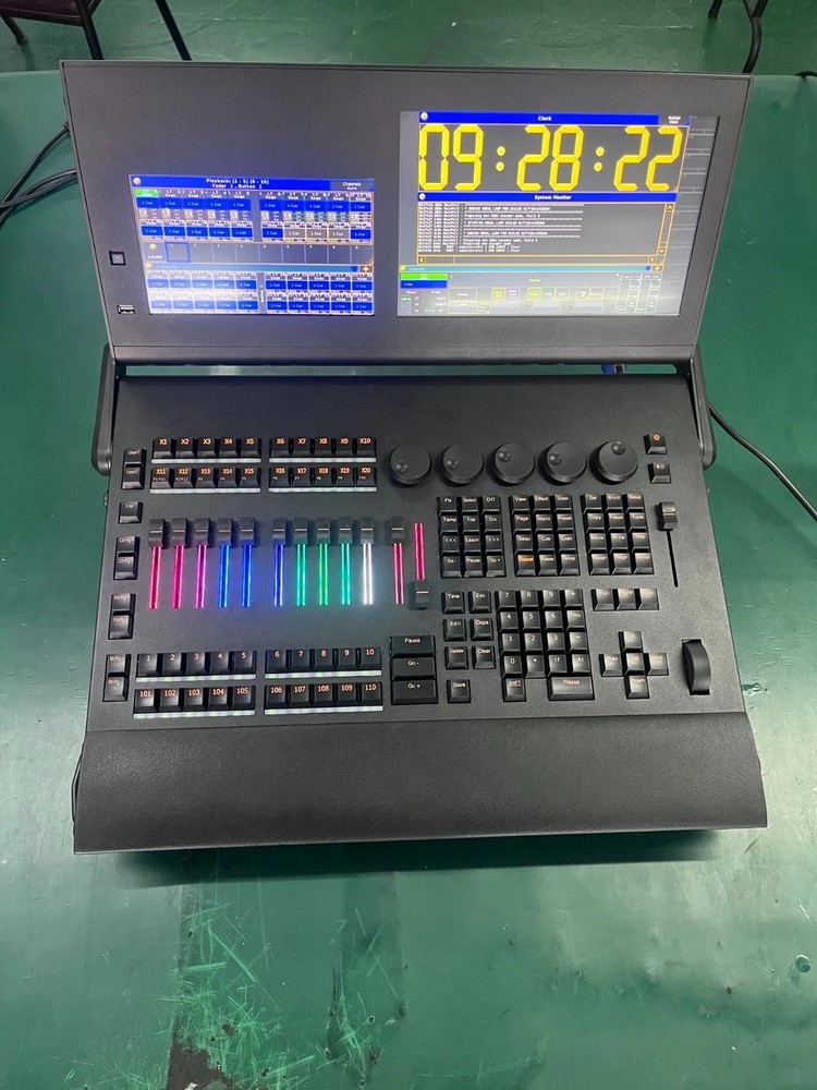 Motorized 4096CH dmx512 light System Controller Ma2linux console+ led fader+case
