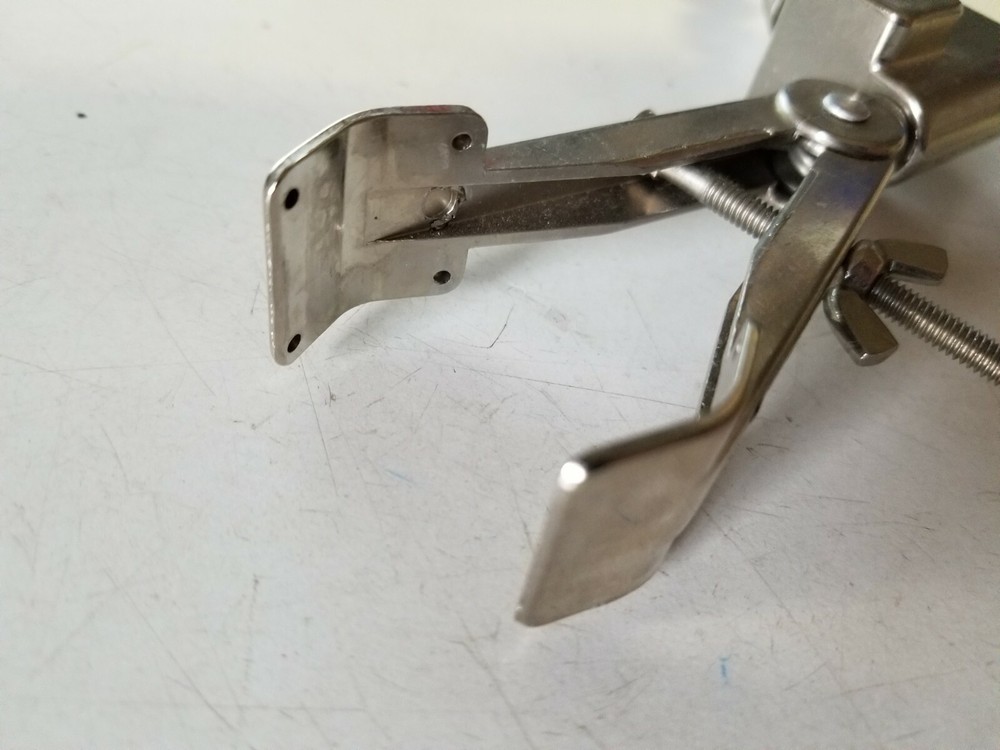 VWR Talon Two-Prong Single Adjustable Extension Lab Clamp, Missing Rubber Grips