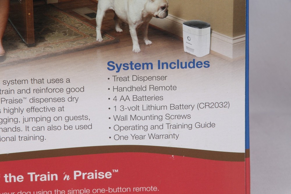 NEW SEALED PetSafe Train & Praise with Remote