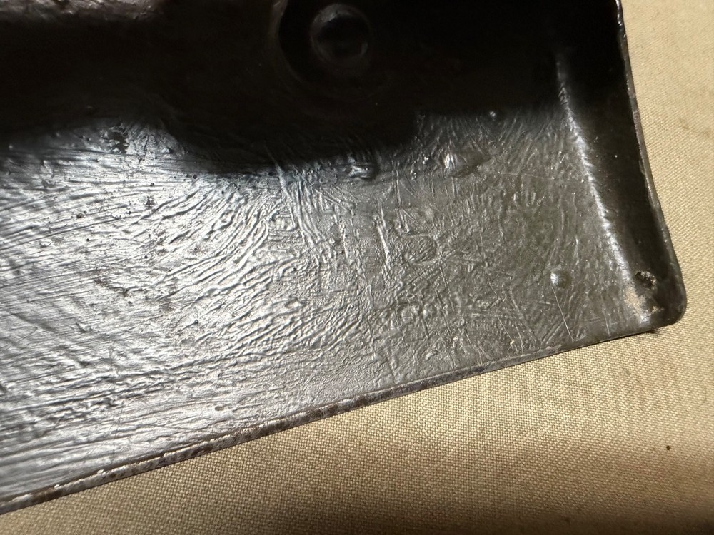 ORIGINAL WWII US ARMY M1943 COMBAT FIELD FOLDING SHOVEL-DATED 1944, WOODS