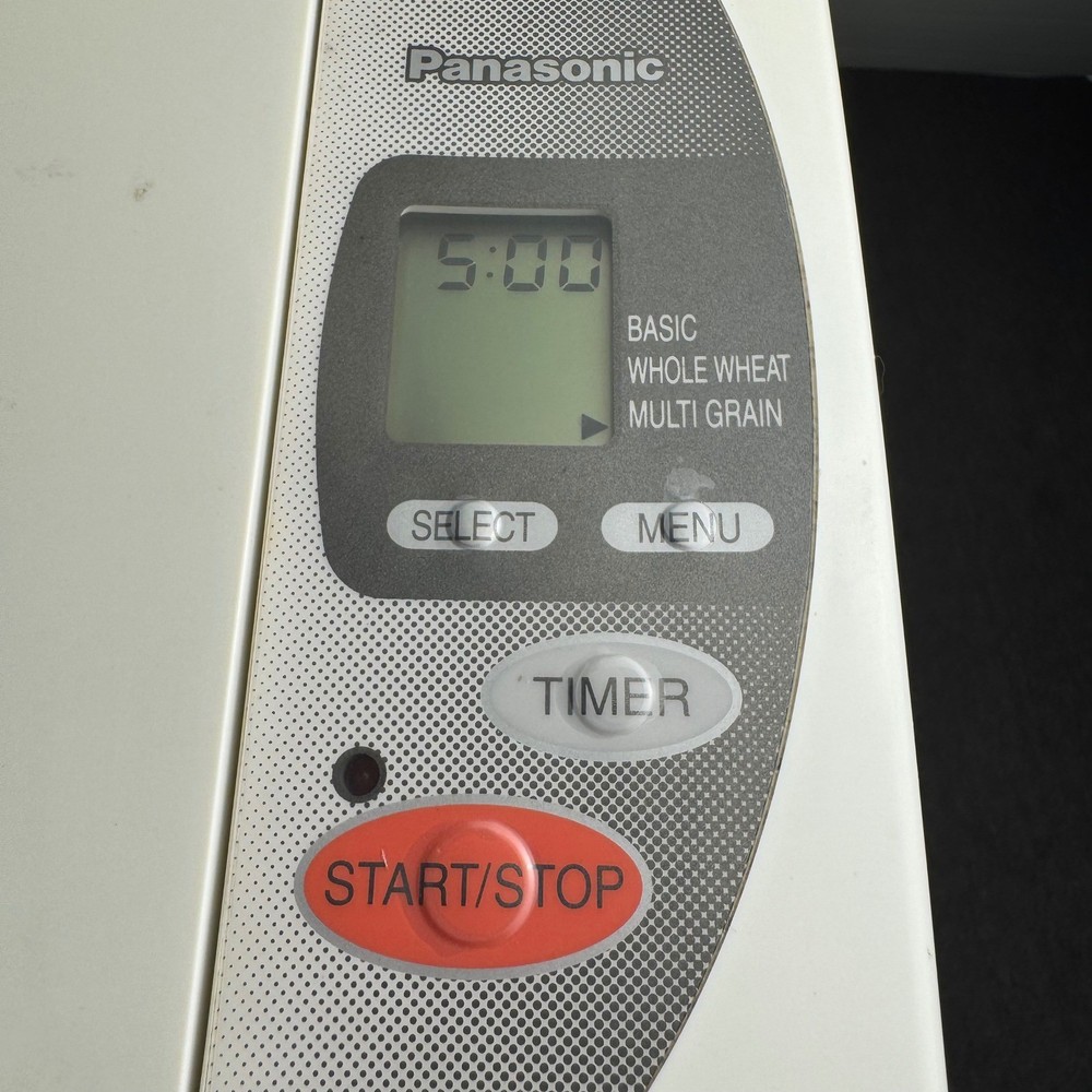 Panasonic SD-YD200 Automatic Bread Maker White 550W Multi Grain Whole Wheat