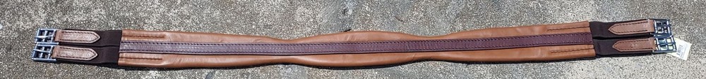 Shaped Leather Girth