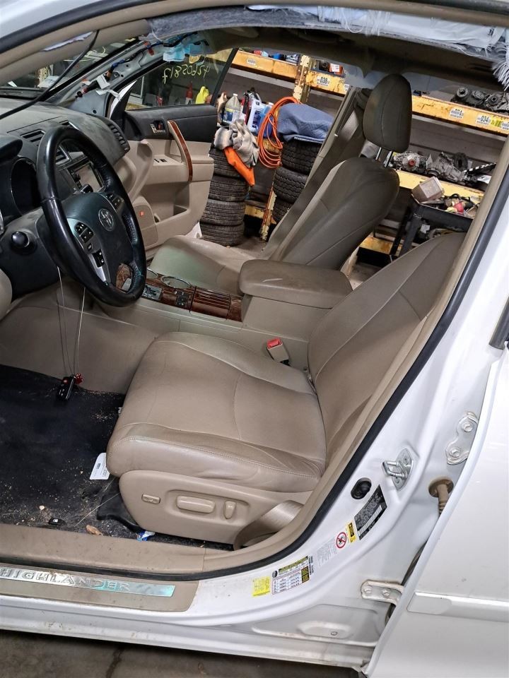 Rear 2013 Highlander Display Screen Sku#4329833