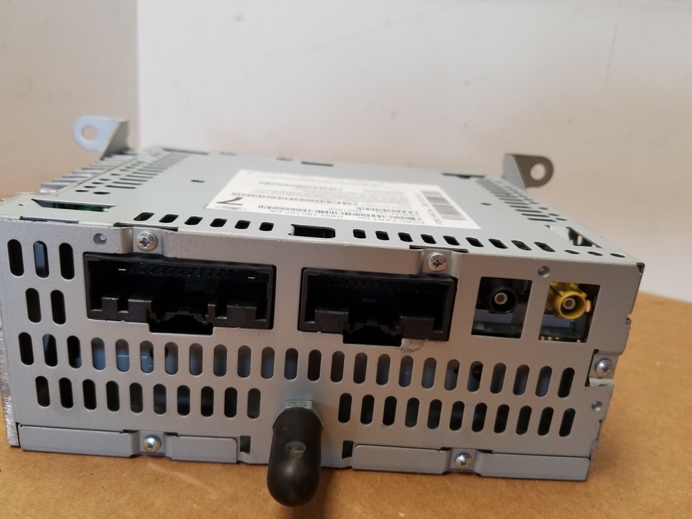 2013 2014 Ford Explorer CD disc changer unit OEM