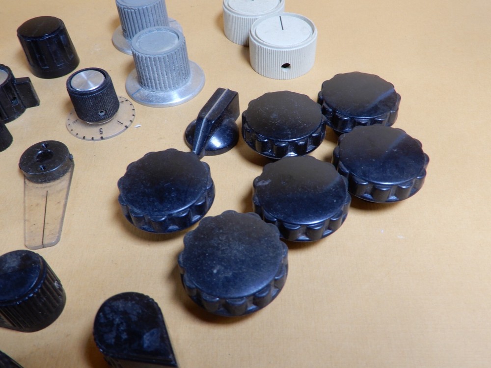 Huge Lot of Vintage Knobs - One Brown Daka Ware Everything Shown