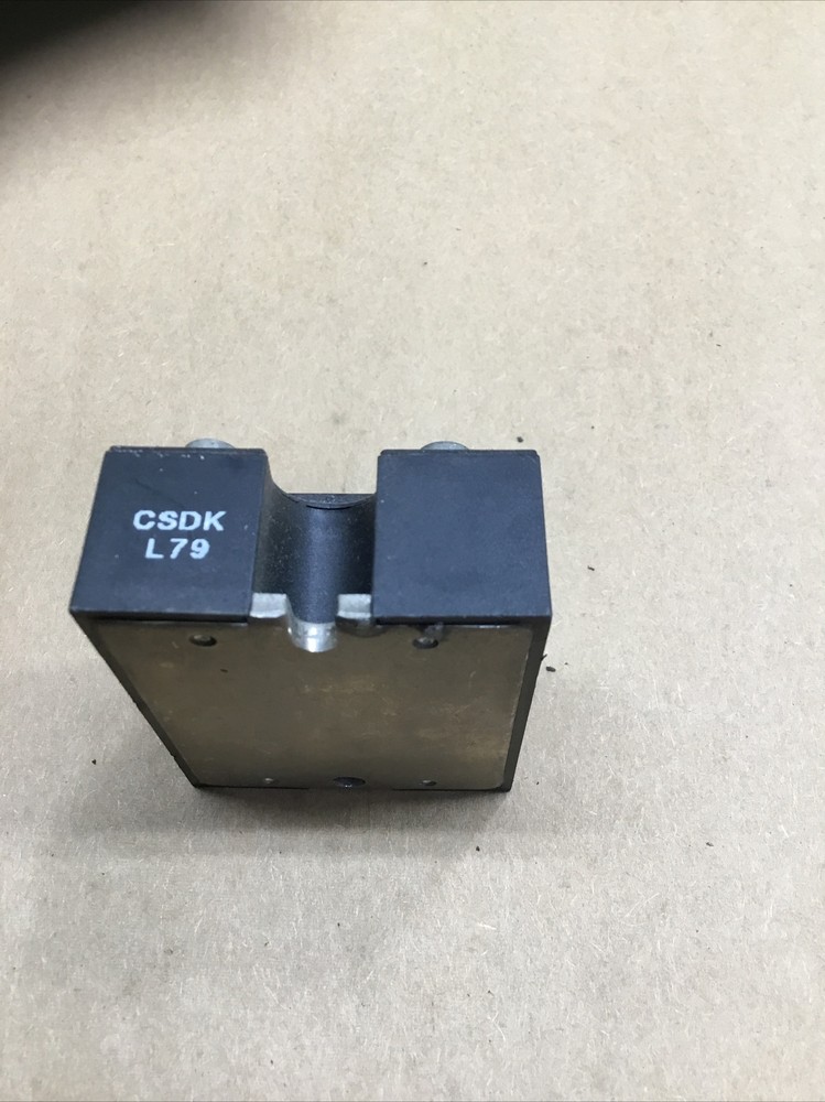 Crydom Solid State Relay CSD2440 #1068l3iac