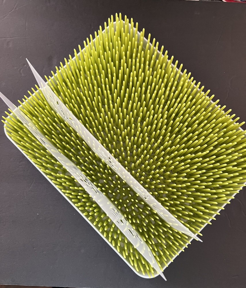 Boon Stencil Drying Rack - Green Grass - 13.5” X 11”