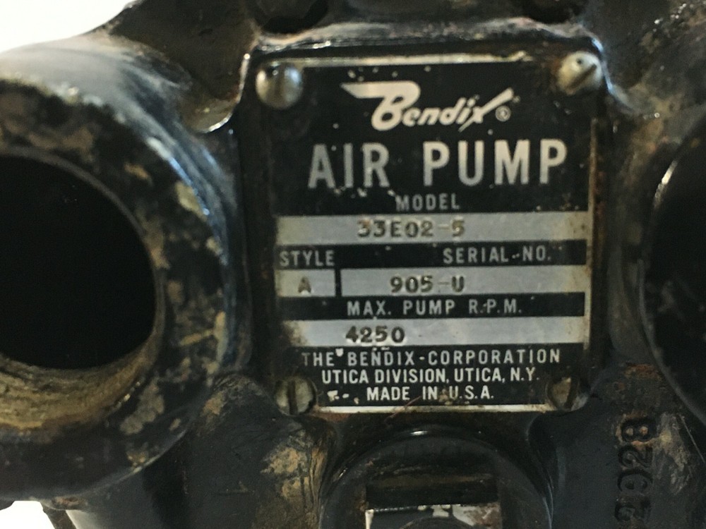 Aircraft Engine Bendix Air Pump P/N 33E02-5 As Removed