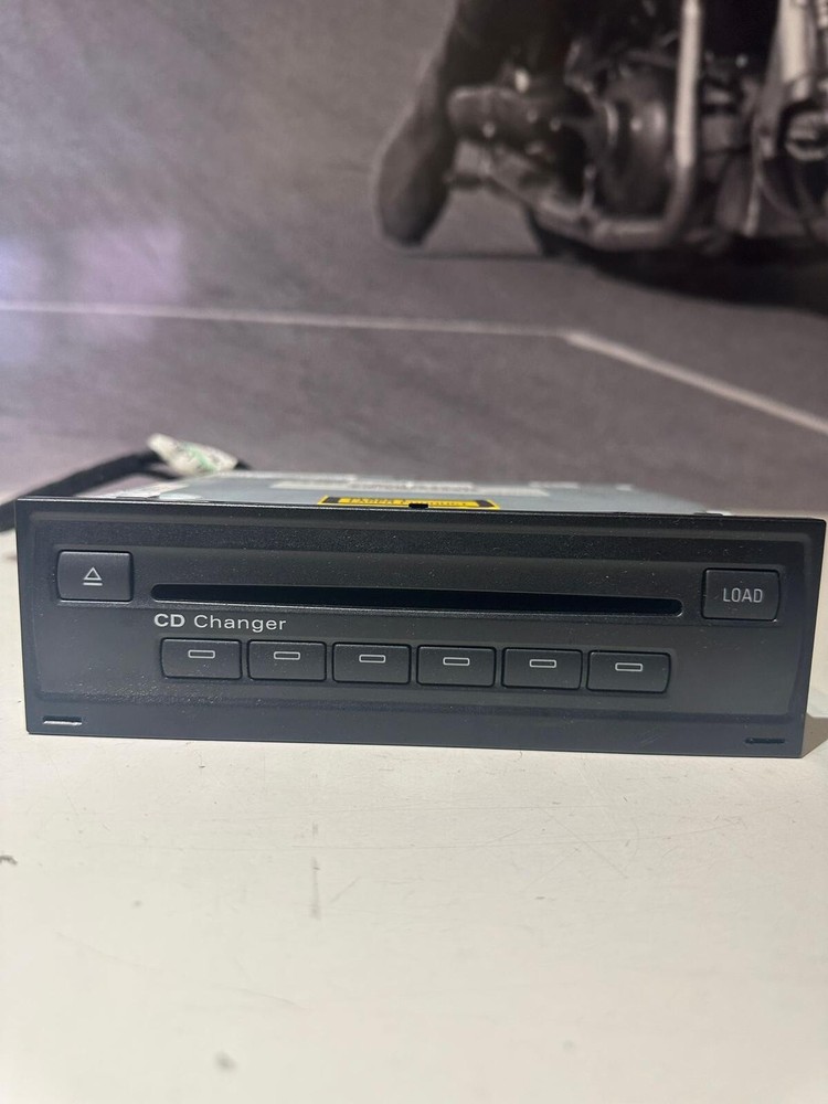 2007 Audi A6 C6 3.2 CD Changer 4E0035111A