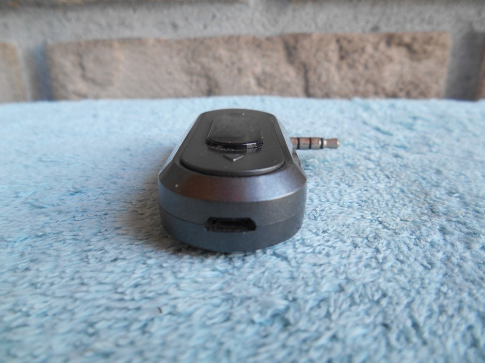 Doosl Dser107 Multifunctional Car FM Transmitter Wireless Music Receiver