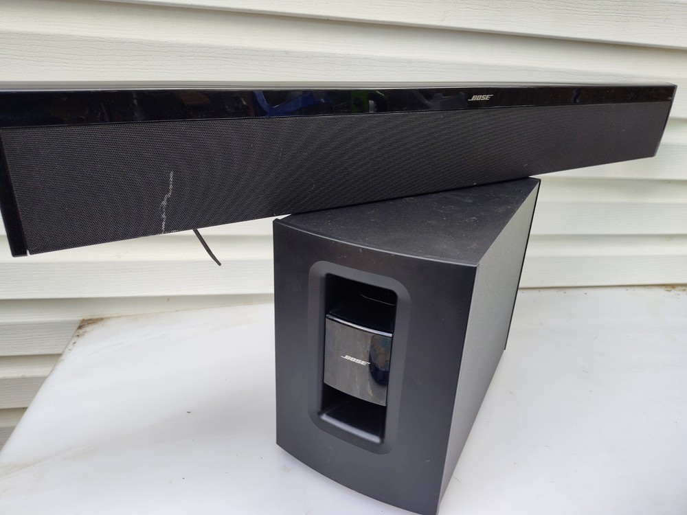 Bose Lifestyle 135 Speaker Array & Powered Subwoofer