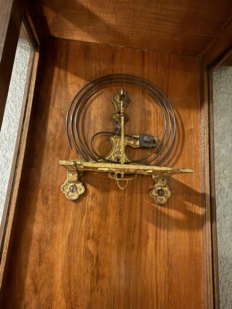 ANTIQUE/VINTAGE GERMANY WALL CLOCK
