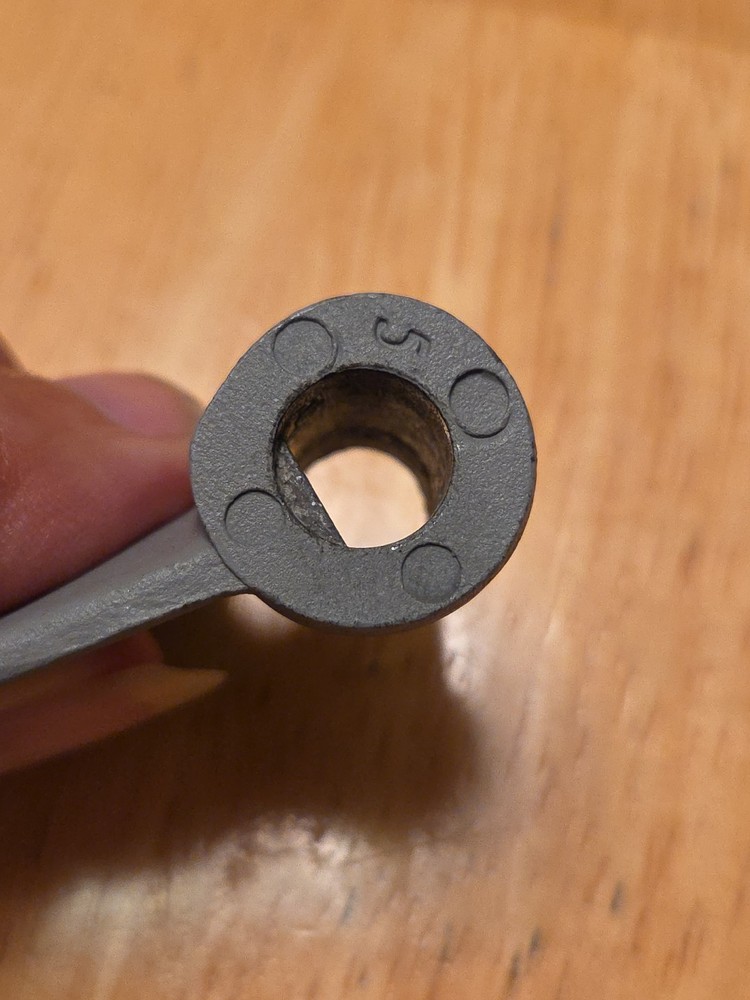 TOASTMASTER Bread Machine Paddle Model TBR15 Kneading Blade Maker Baker Part