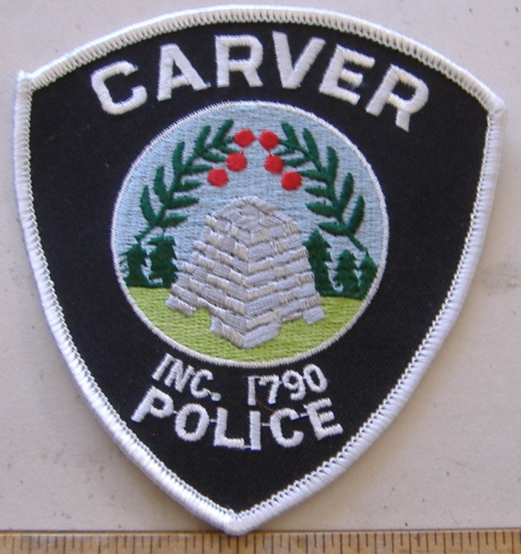 CARVER   POLICE  MASSACHUSETTS FABRIC PATCH