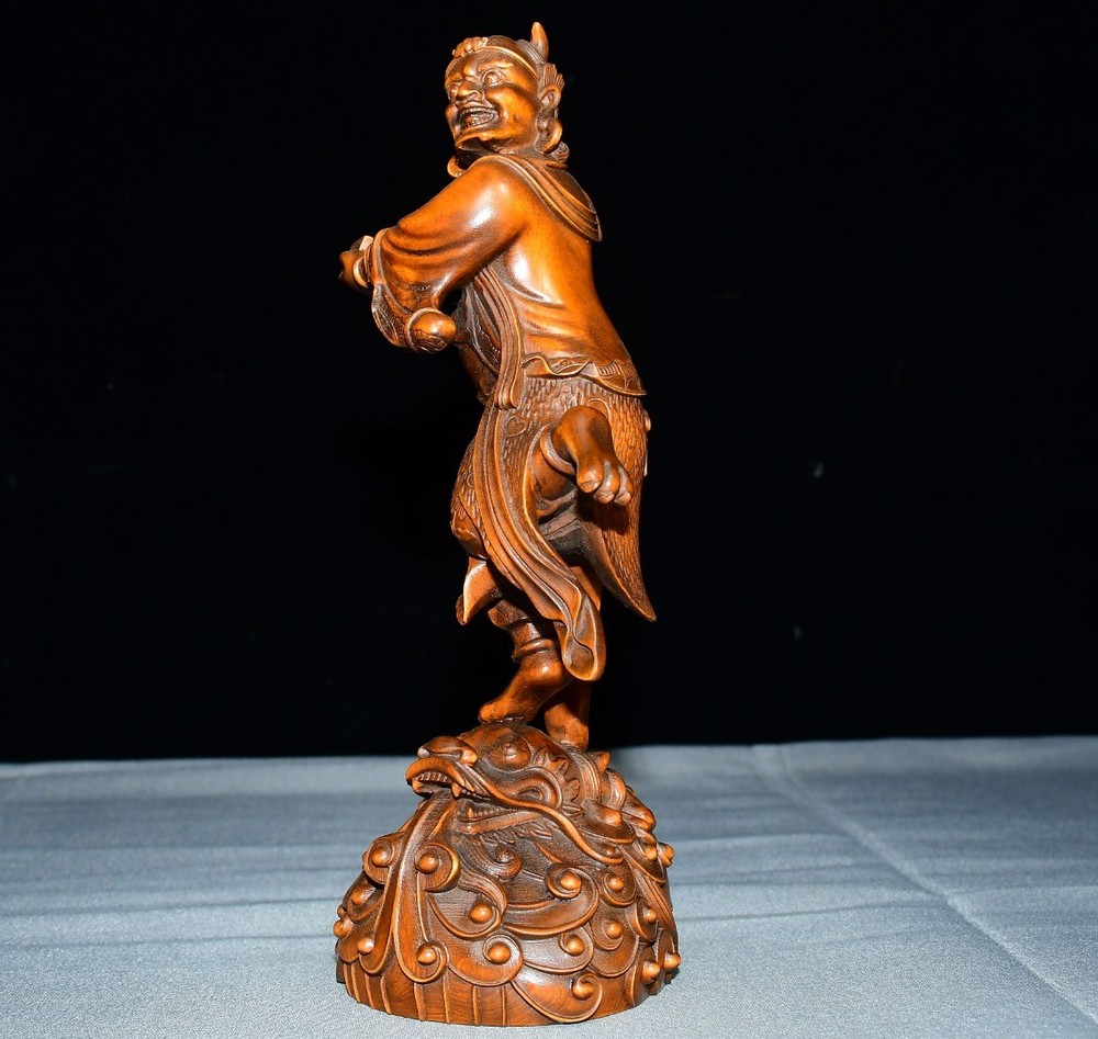 Exquisite Small Leaf Boxwood Kuixing Point Fighting Ornament
