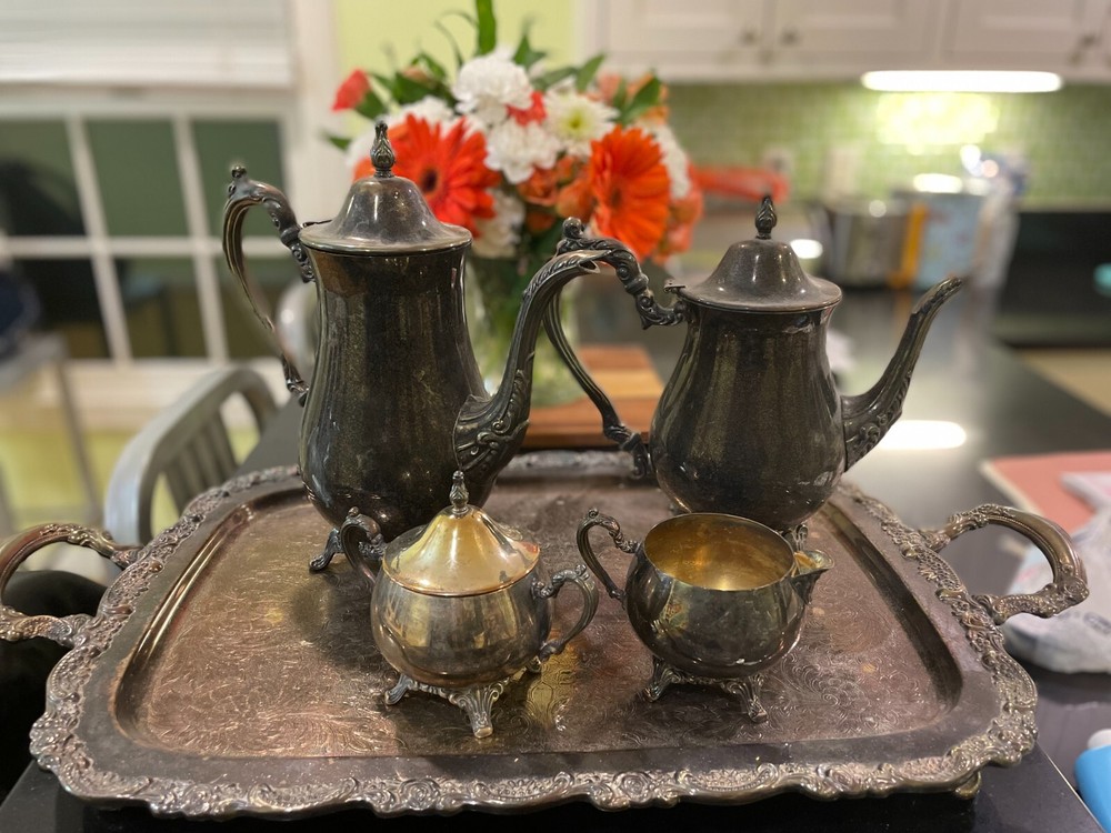 Oneida Silverplate Tea Service 5 Piece Set