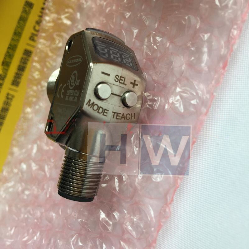 New 1PC Original Q3XTBLD-Q8 Laser Contrast Sensor Q3X Color Code Detection