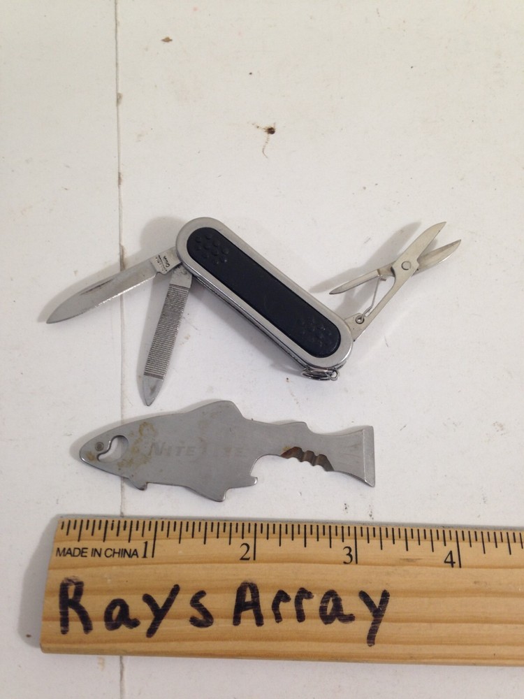 Nite Ize DoohicKey FishKey Keychain Multi-Tool Fish Stainless & pocket knife