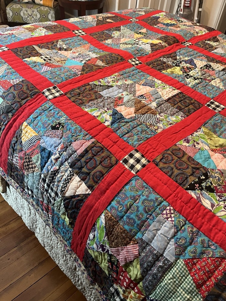 Vintage Handmade Quilt Scrap Star Patchwork Bedspread