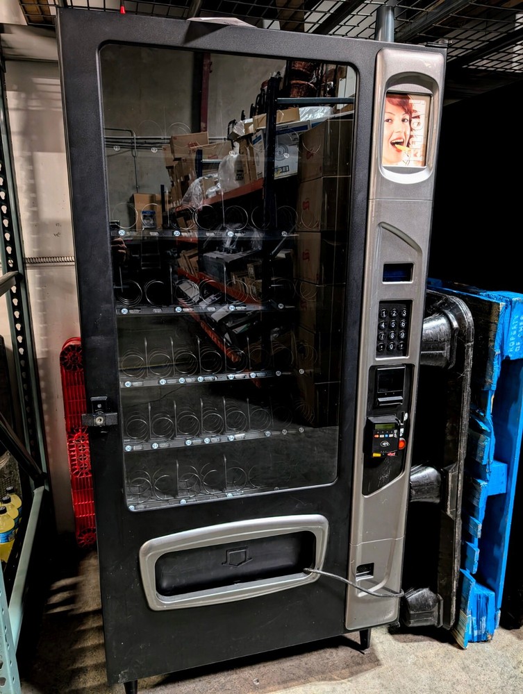 Wittern Mercato 4‑Wide Snack Vending Machine