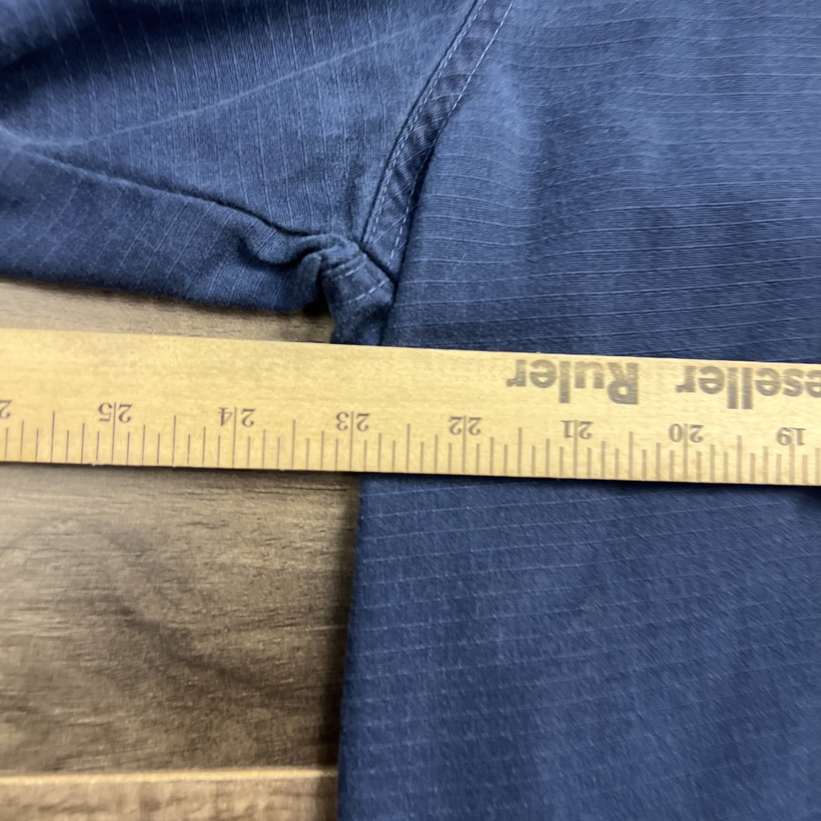 Carhartt Shirt Mens Large Blue Ripstop V-Neck Pockets Medical Uniform Scrub