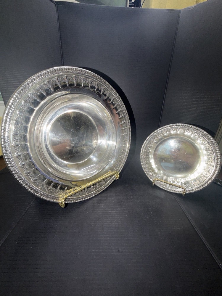 Reed & Barton Silverplate Bowl Set #1202 Large & Small Serving Bowls