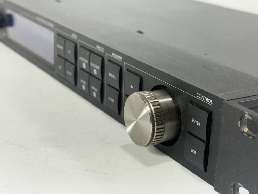 T.C. Electronic M-One Dual Effects Processor ~ TESTED / WORKING