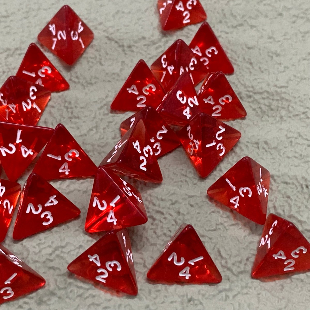 50pcs D4 Dice Red Gem Health Potion RPG Tabletop Game Set