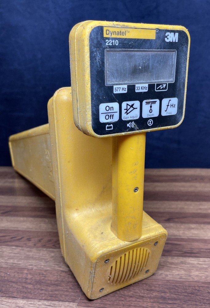 Dynatel 2210 3M Cable & Pipe Locator Receiver