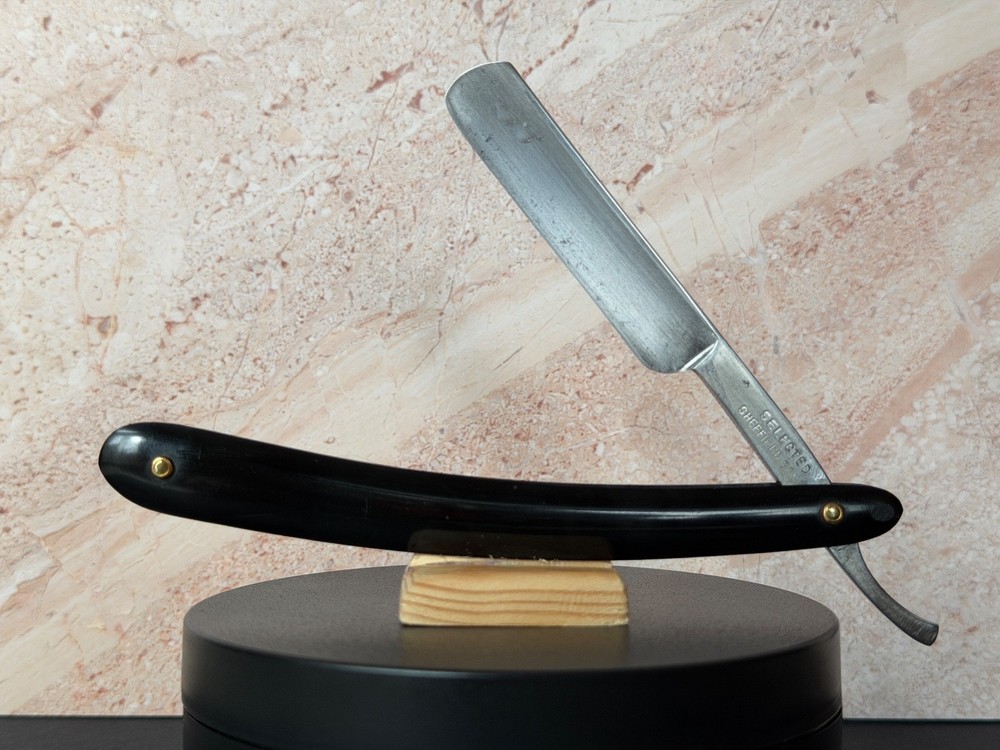 Vintage Straight Razor - Restored