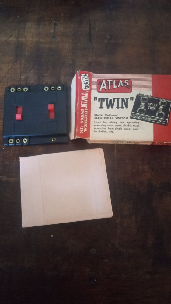 Atlas 210 HO Scale Train Selector Turn Out Switch Accessory NIB