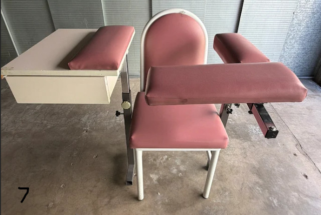 Phlebotomy Chair USED