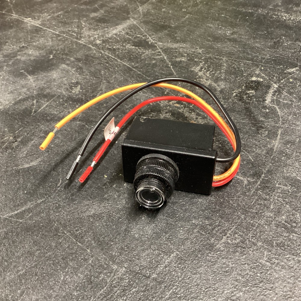 Touché Lighting Controls PC (Photocell) 12 VDC 7 AMP