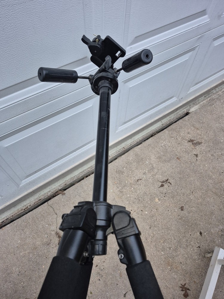 Calumet Tripod multi height adjustable
