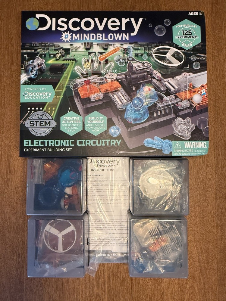 Discovery MindBlown Electronic Circuitry Building Set 125 Experiments
