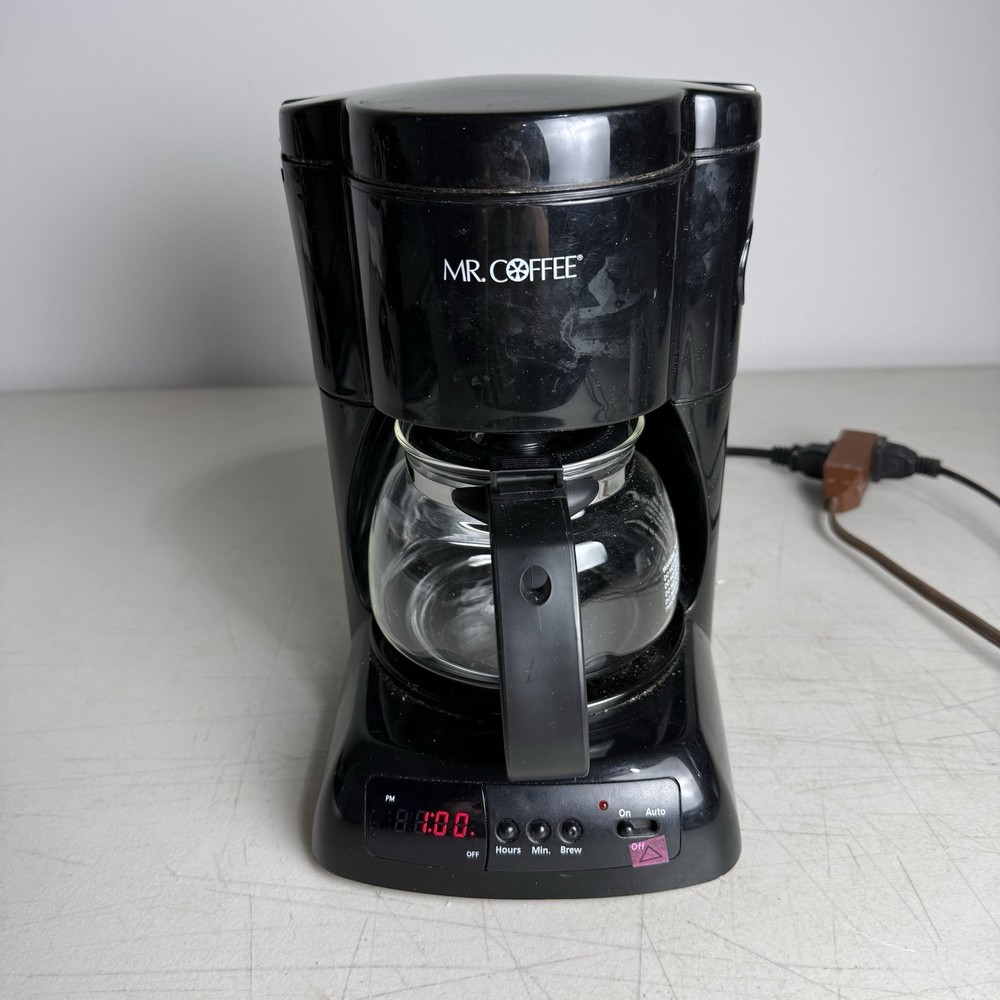 Mr Coffee/Sunbeam Programmable 4 Cup Drip Coffee Maker Brewer Model #NLX5 Black