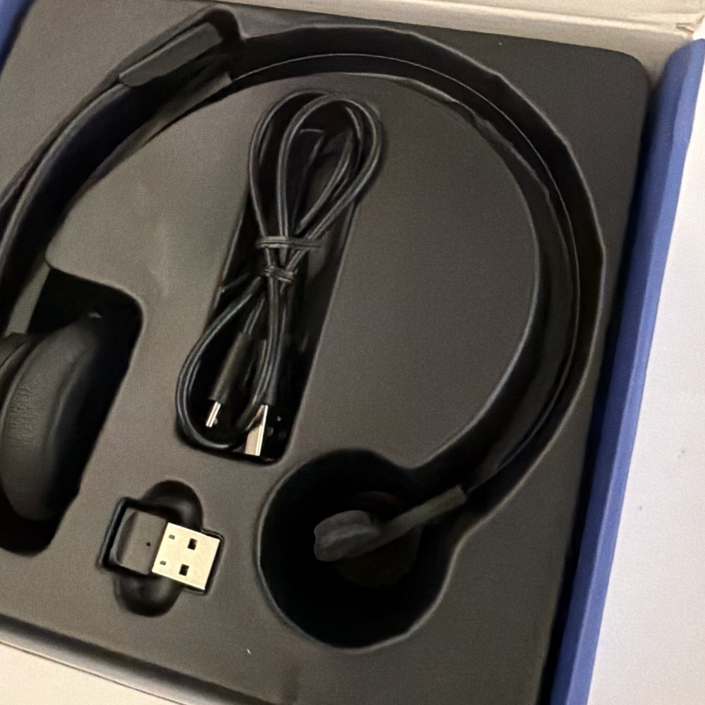 Bluetooth Headset with USB Dongle for Computer, Single-Ear Wireless Headset w...