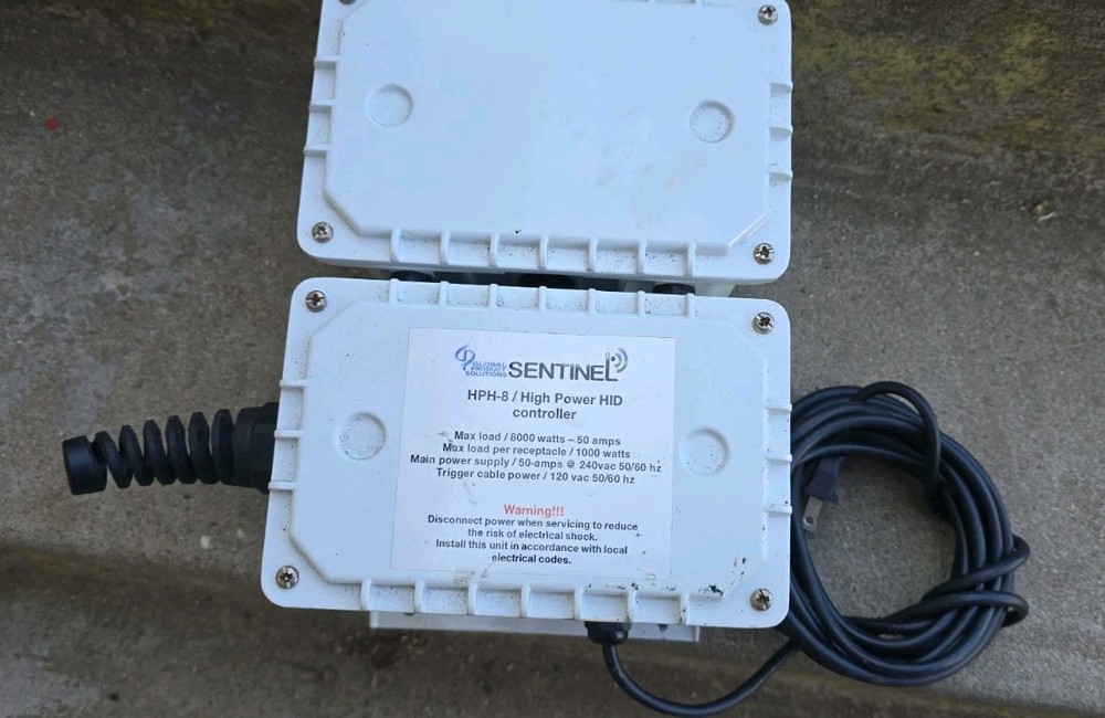 Sentinel HPH-8 HID High Power Controller Outlet