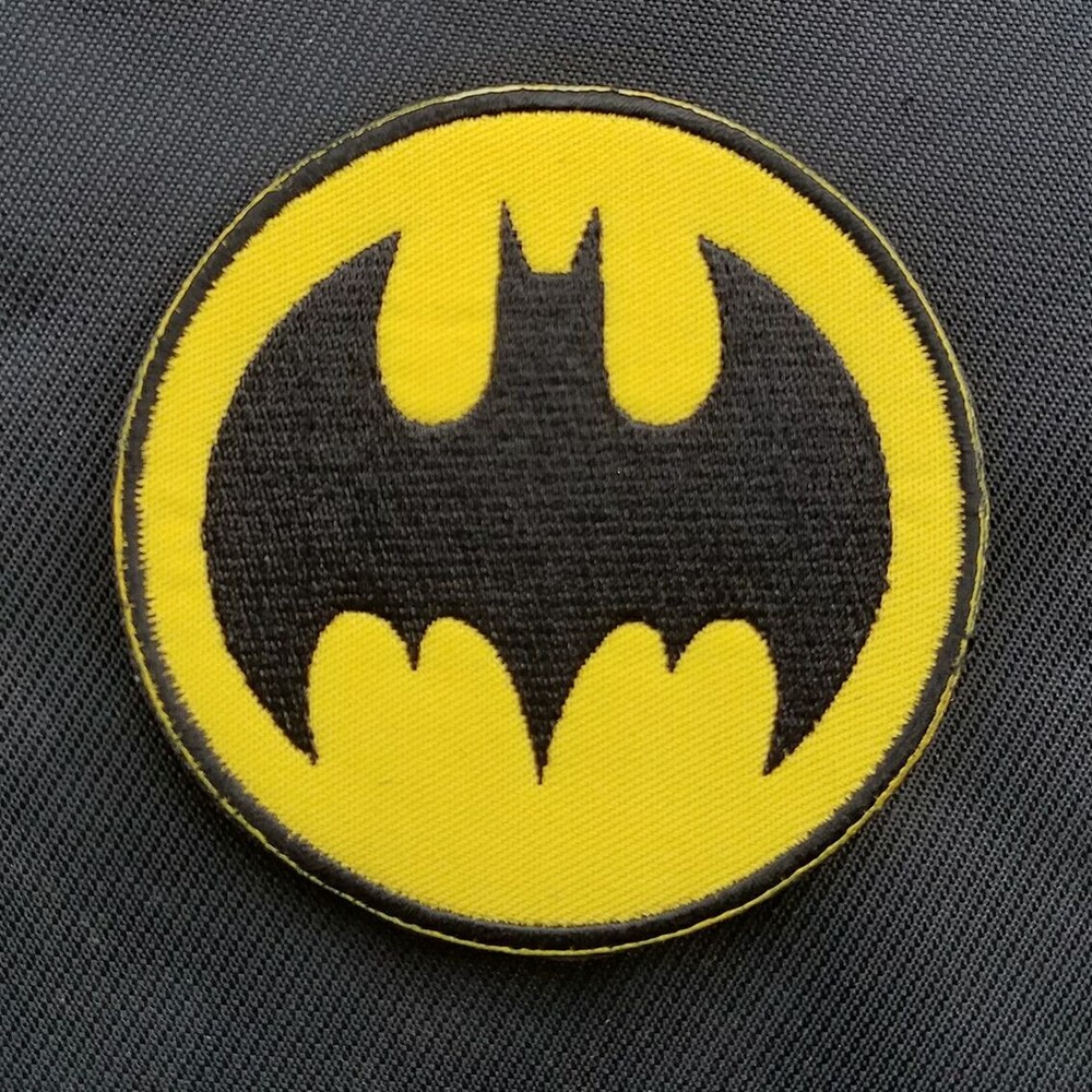 Superhero Round Batman Symbol BAT EMBROIDERED HOOK PATCH DC Comic Hero Character