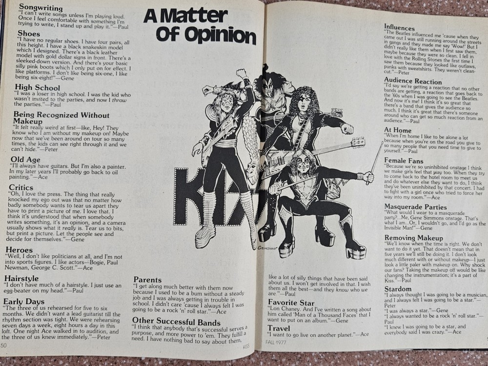 KISS CREEM SPECIAL EDITION Magazine 1977 Complete with centerfold poster