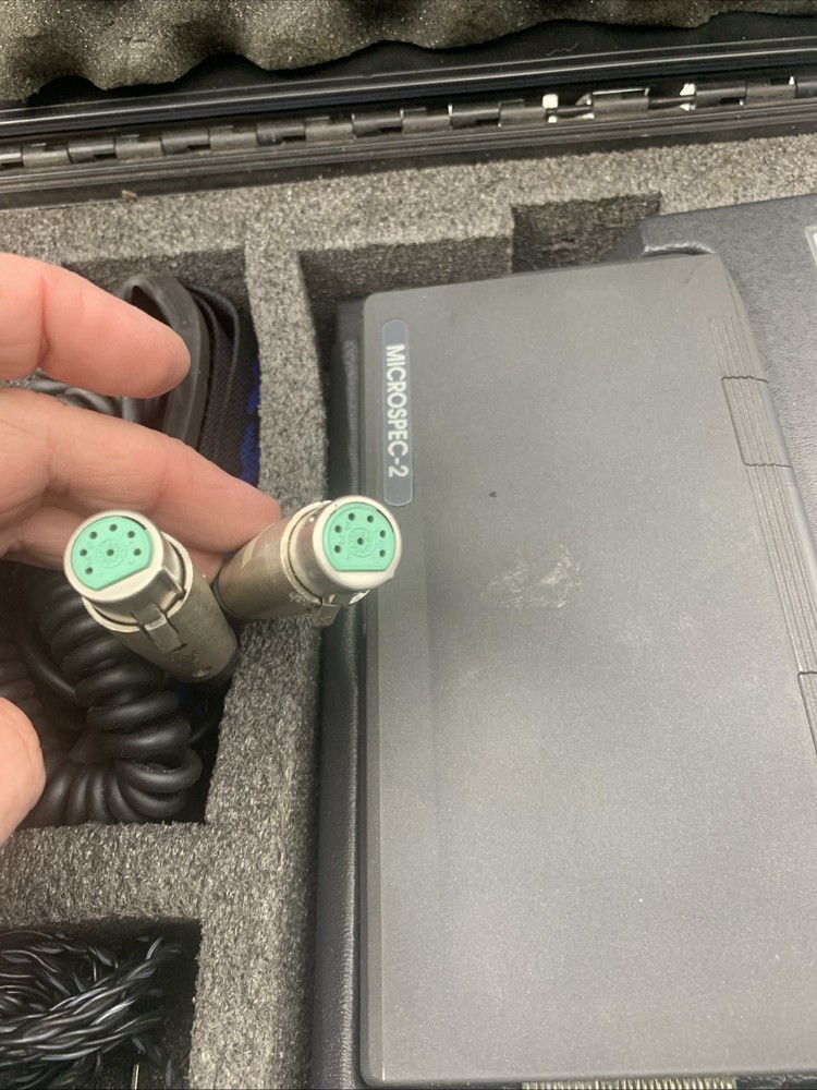 BUBBLE TECHNOLOGY Microspec-2. Includes Case.