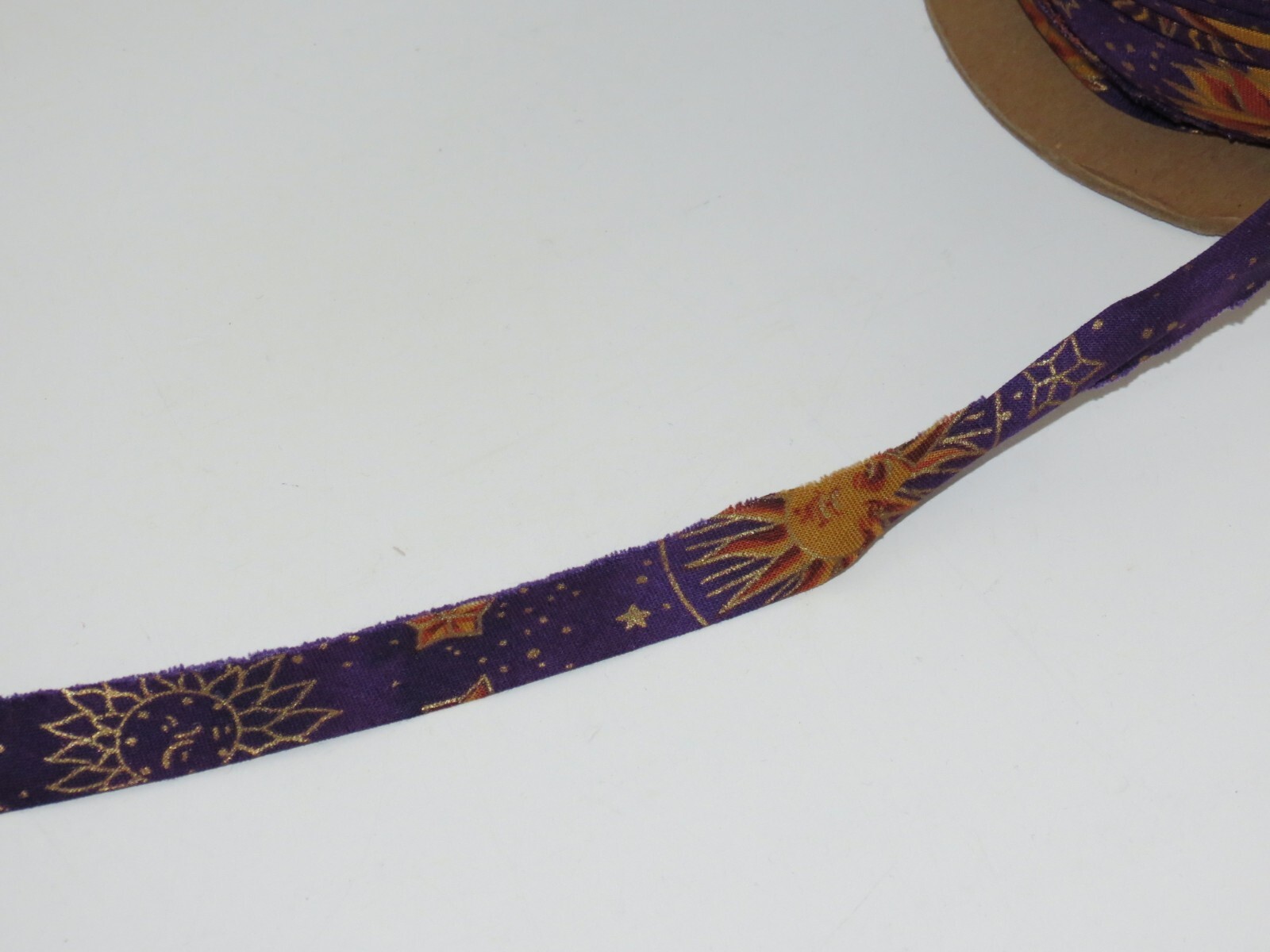 1 yard VTG Fabric Trim Bay Bias Binding Purple Celestial Hippie Sun Stars Gold