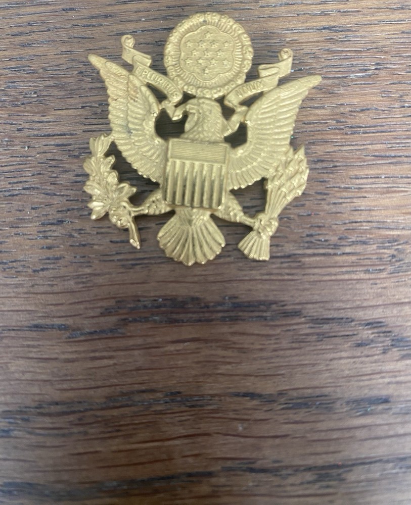 US Army military uniform eagle insignia