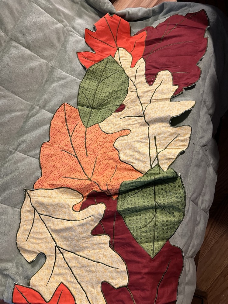 Fall Leaves Appliqué Table Runner