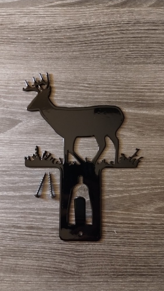 Whitetail Skull Hanger Black