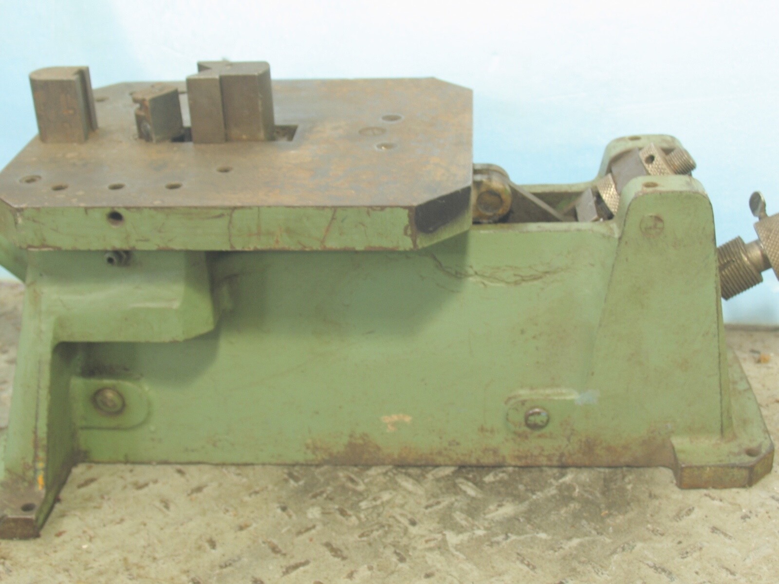 Multiform Bender J.A RICHARDS #4HDC-674