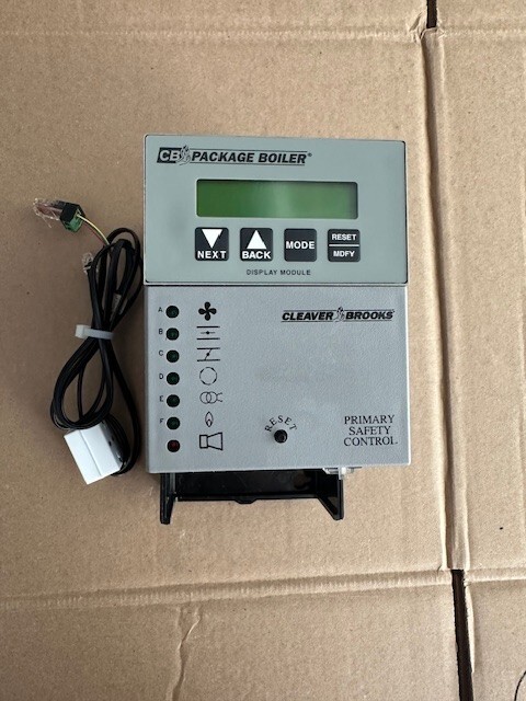 CLEAVER BROOKS 833-3135 UV AMPLIFIER BURNER SAFETY LOGIX CONTROL Complete Unit