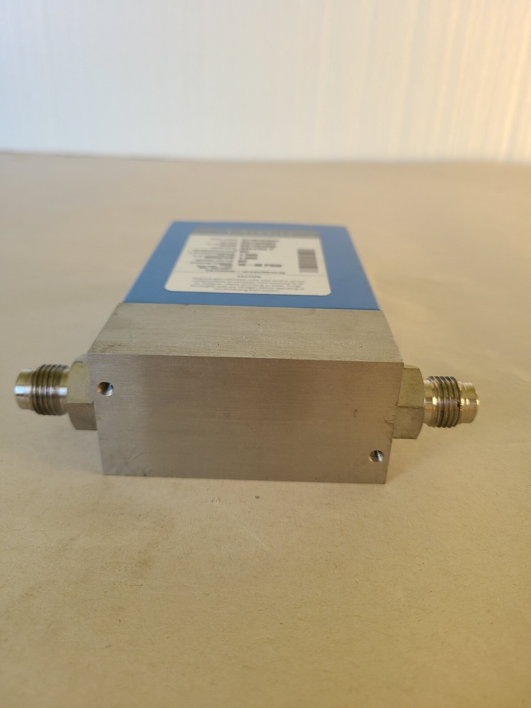 Celerity FC-2900V Mass Flow Controller 100 SCCM N2