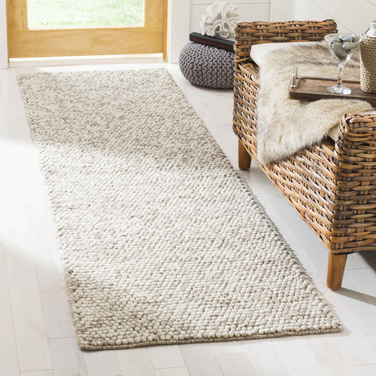 SAFAVIEH Natura Collection NAT620B Handwoven Beige Rug